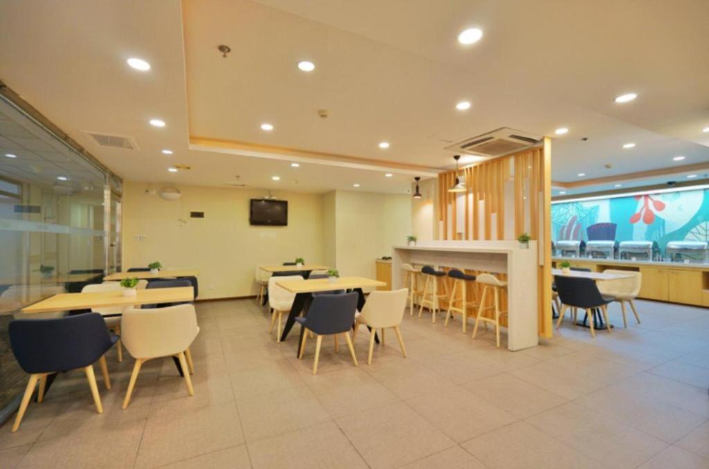 Hanting Hotel Harbin Dongdazhi Street Bagian luar foto